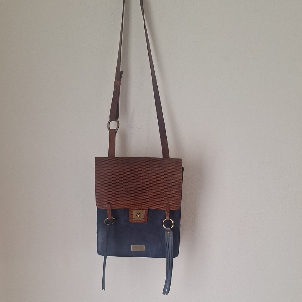 Beautiful Quality Leather Designer Velez From Colombia Brown& Blue Shoulder Bag